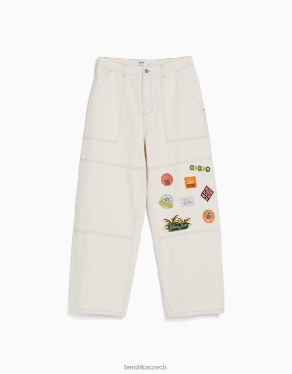 muži Bershka carpenter džíny se záplatami P88443155 oblečení krém