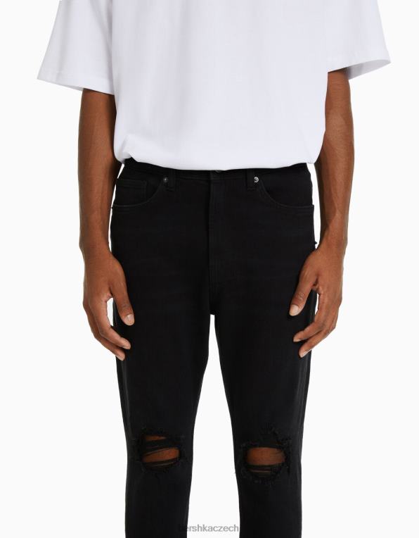 muži Bershka džíny roztrhané mrkve fit P88443159 oblečení Černá