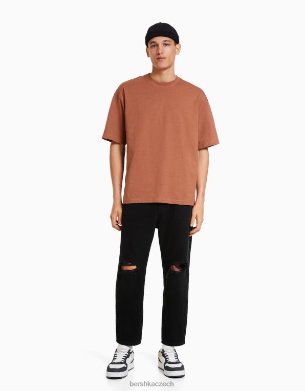 muži Bershka džíny volného střihu s rozparky P88443206 oblečení Černá