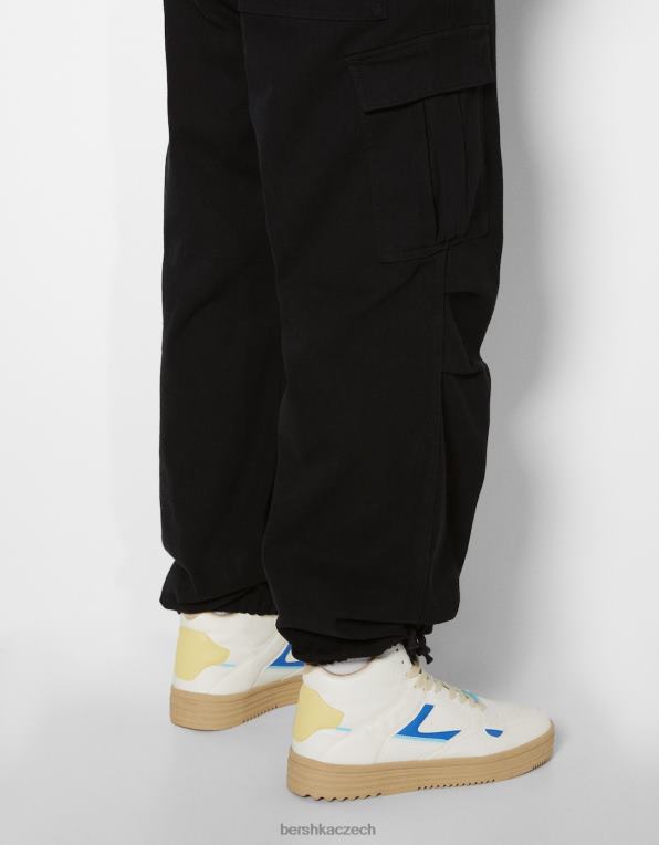 muži Bershka nákladní padákové džíny P88443203 oblečení Černá