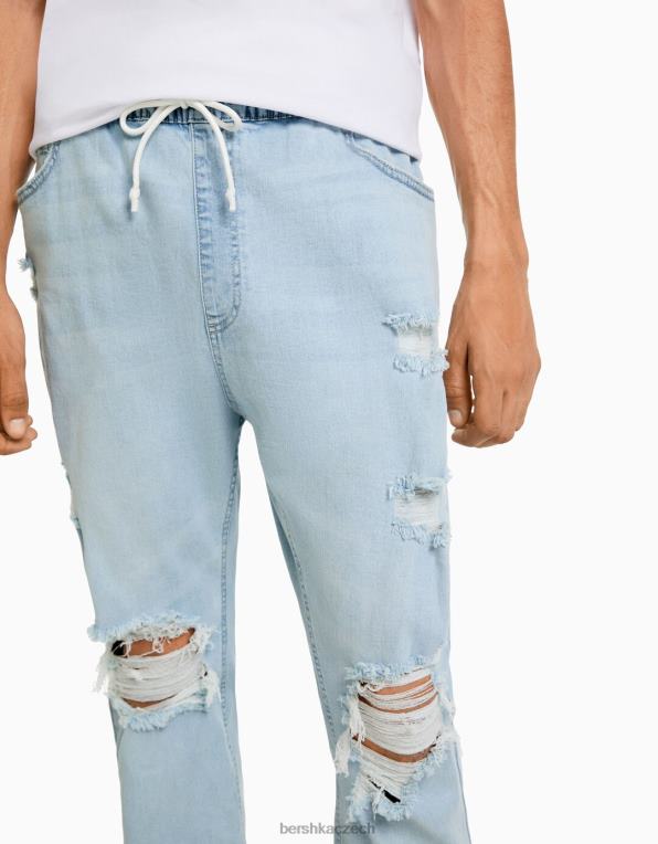 muži Bershka roztrhané jogger džíny P88443137 oblečení modrý