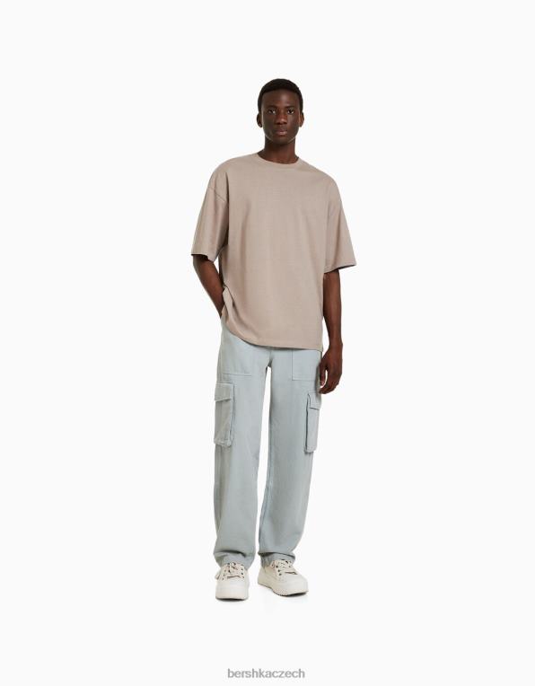 muži Bershka bavlněné cargo kalhoty se širokými nohavicemi P88443246 oblečení zelená