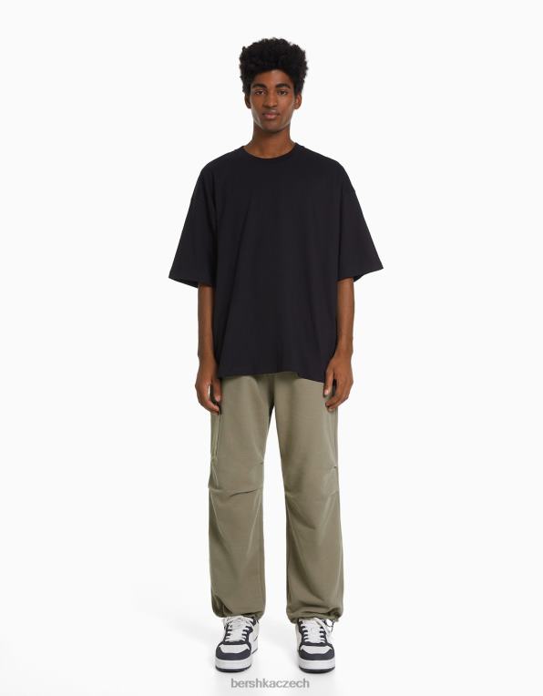 muži Bershka plyšové padákové kalhoty s kapsami na zip P88443233 oblečení khaki