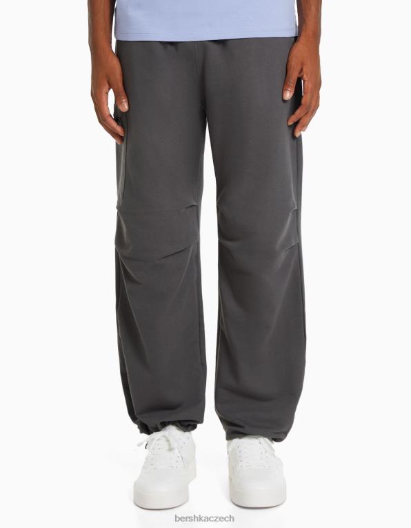 muži Bershka plyšové padákové kalhoty s kapsami na zip P88443234 oblečení Šedá