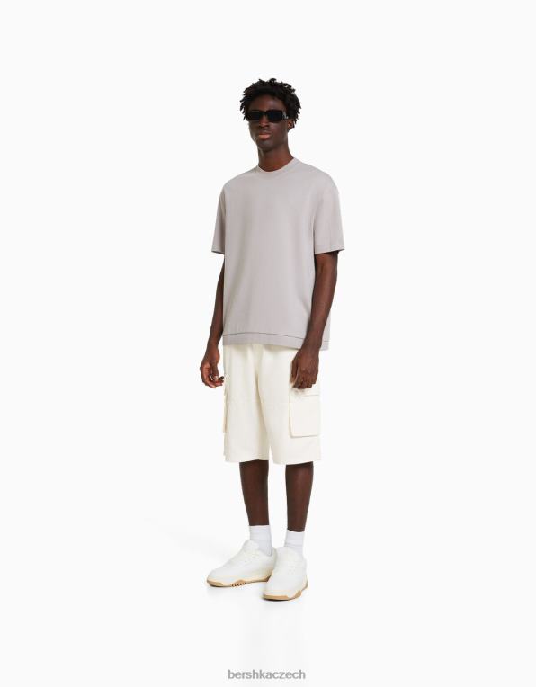 muži Bershka volné cargo bermudy P88443289 oblečení krém