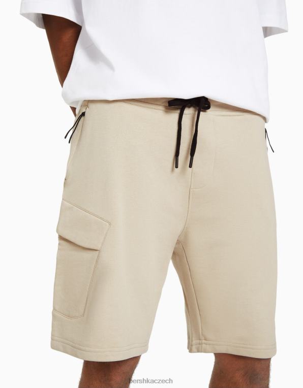 muži Bershka plyšové cargo bermudy P88443330 oblečení béžový