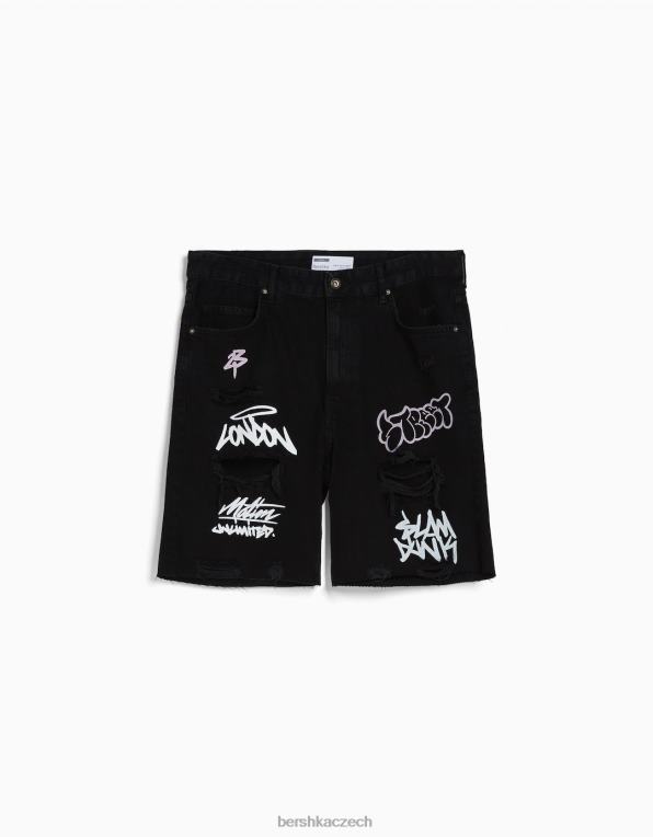 muži Bershka roztrhané džínové bermudy s potiskem P88443334 oblečení Černá