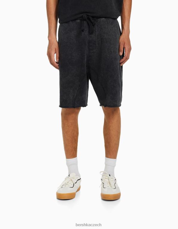 muži Bershka vybledlé plyšové bermudy P88443361 oblečení Černá