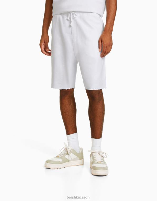 muži Bershka vybledlé plyšové bermudy P88443364 oblečení bílý