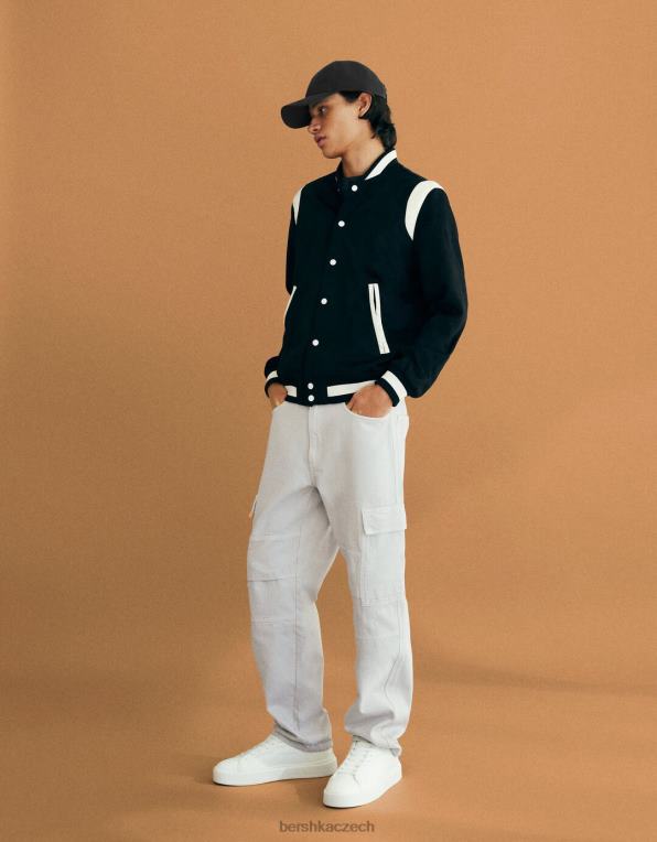 muži Bershka jednobarevné tenisky P88443446 obuv bílý