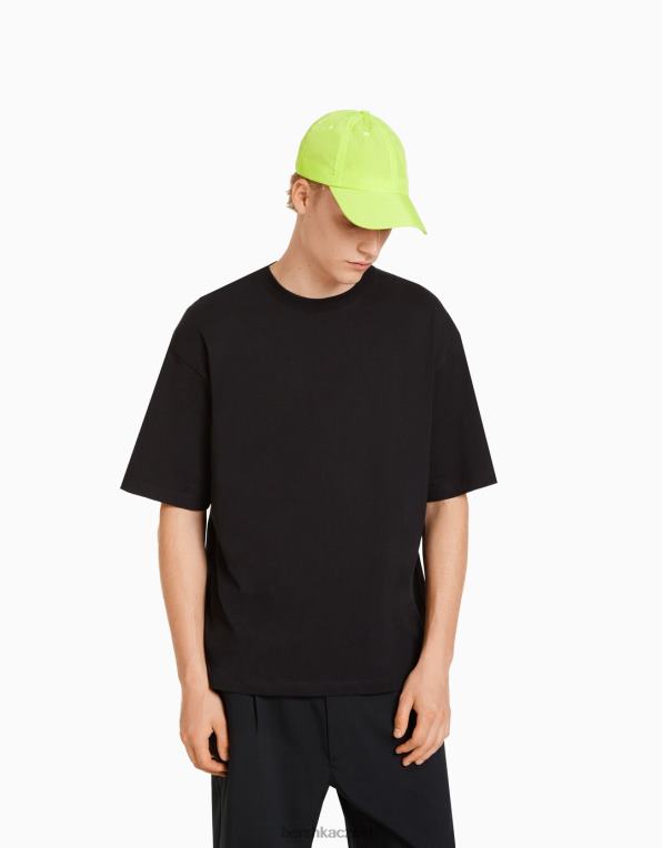 muži Bershka technická nylonová čepice P88443614 Příslušenství Limetka