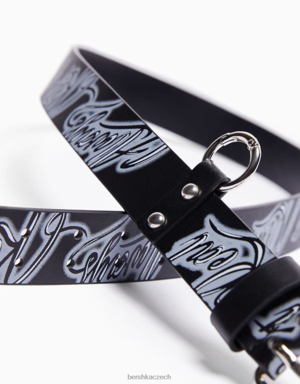 muži Bershka graffiti pásek z umělé kůže P88443640 Příslušenství Černá