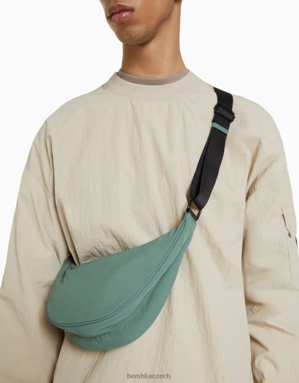 muži Bershka nylonová směsová taška s nastavitelným popruhem P88443598 Příslušenství zelená