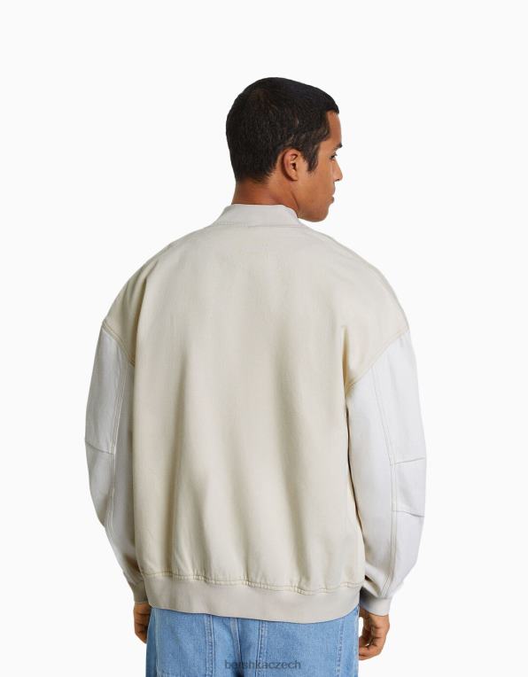 muži Bershka džínová bomber bunda s kontrastní nití P88443098 oblečení krém