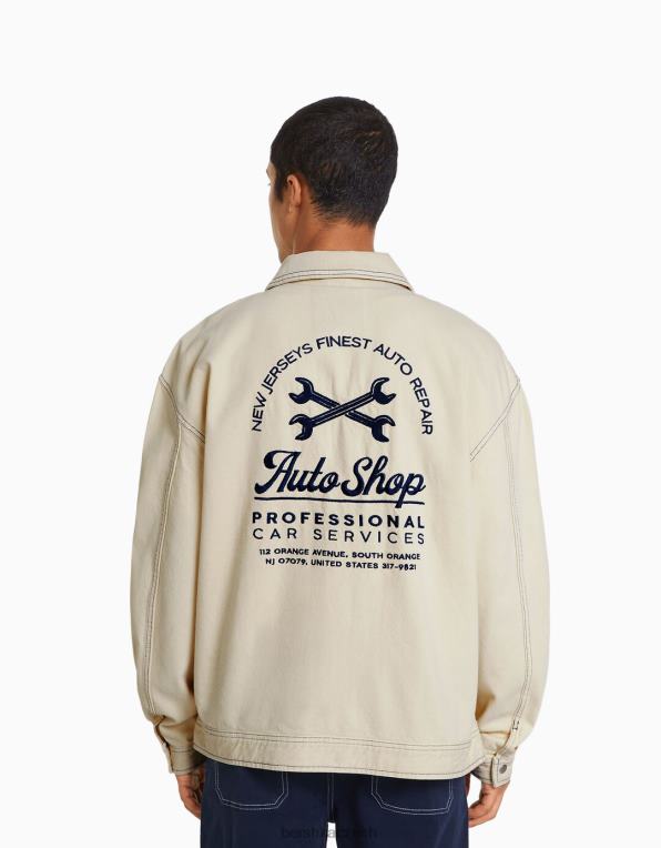 muži Bershka vyšívaná bavlněná bunda s kontrastními švy P88443076 oblečení krém