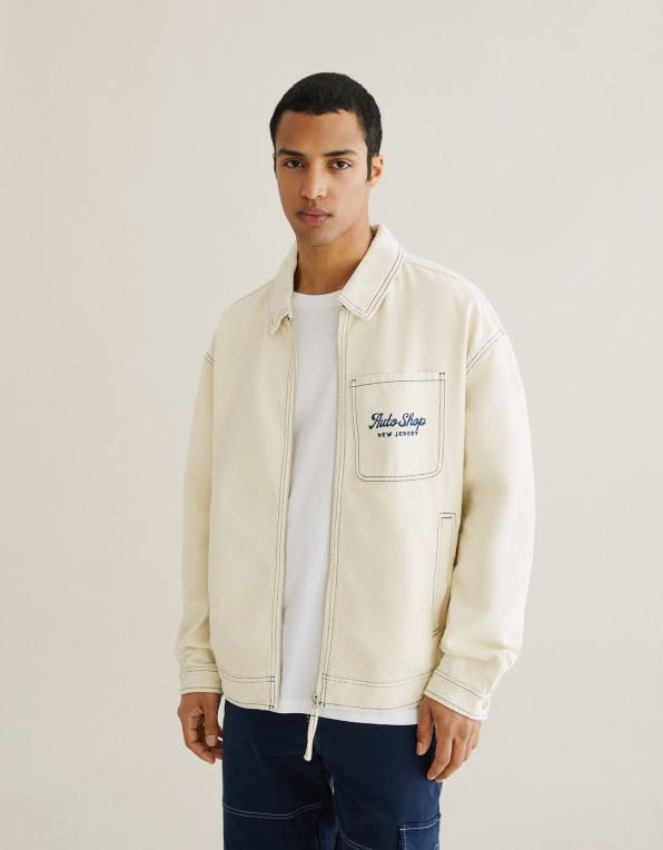 muži Bershka vyšívaná bavlněná bunda s kontrastními švy P88443077 oblečení krém