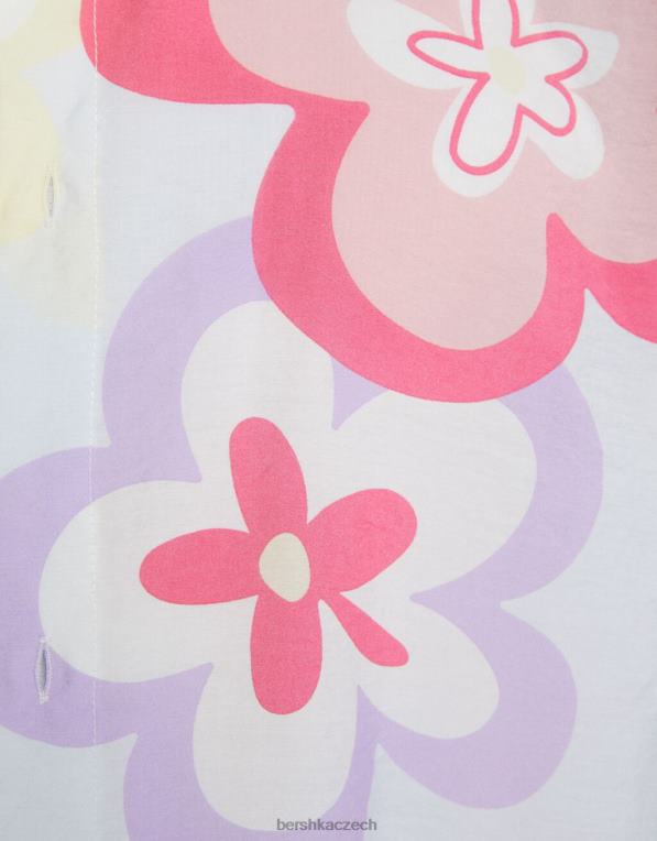 muži Bershka košile s krátkým rukávem a květinovým potiskem P88442867 oblečení světle modrá