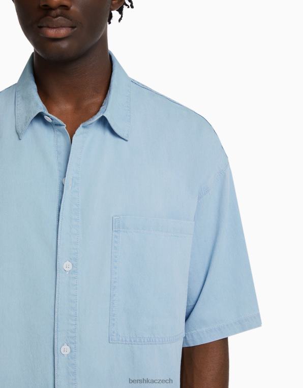 muži Bershka oversized košile s krátkým rukávem P88442915 oblečení světle modrá