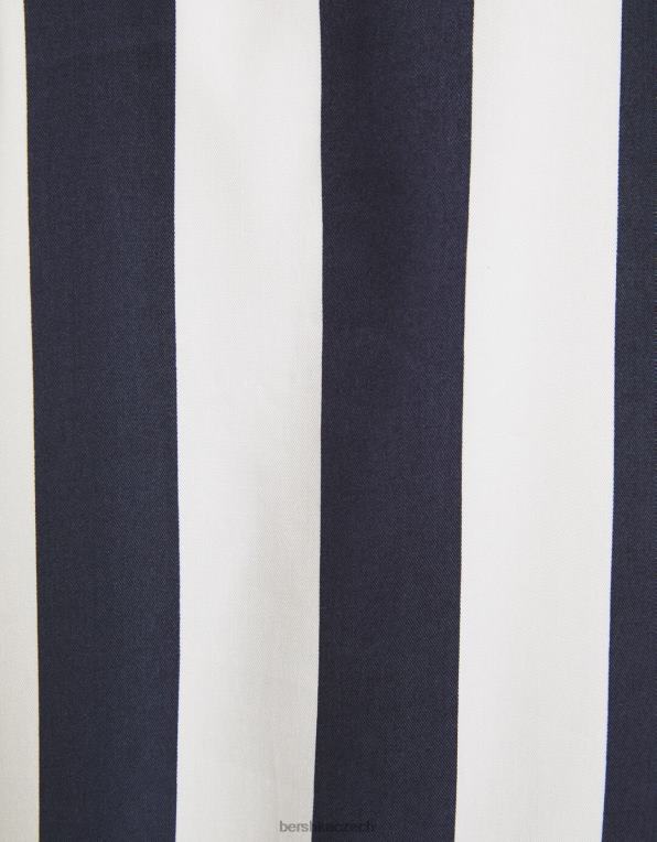 muži Bershka pruhovaná keprová košile s krátkým rukávem P88442932 oblečení námořnictvo