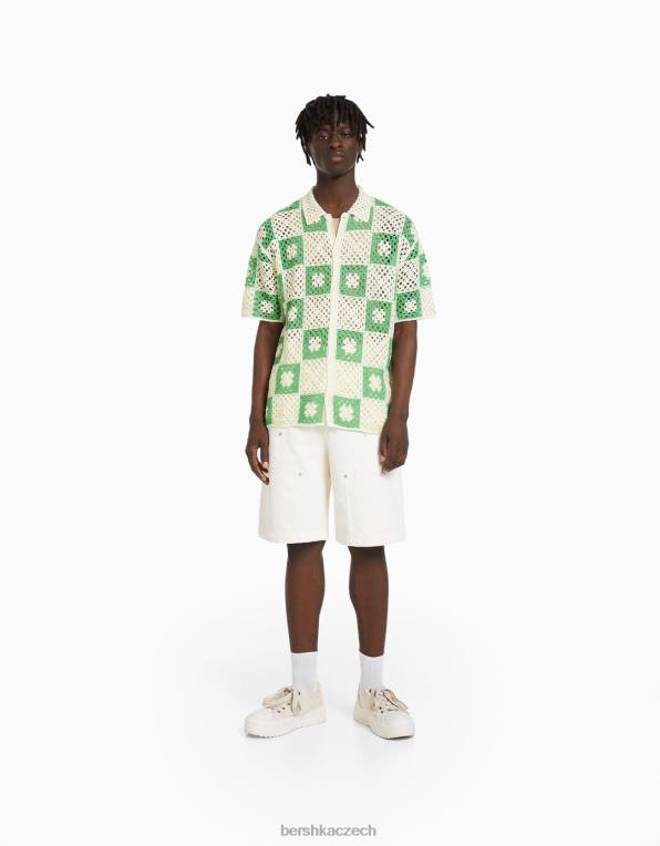 muži Bershka rustikální háčkovaná košile s krátkým rukávem P88442865 oblečení bílý