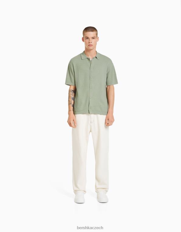 muži Bershka strukturovaná pletená košile s krátkým rukávem P88442901 oblečení zelená