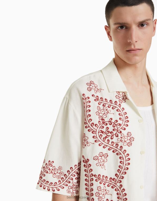muži Bershka vyšívaná košile s krátkým rukávem s plátnem P88442858 oblečení špinavě bílé
