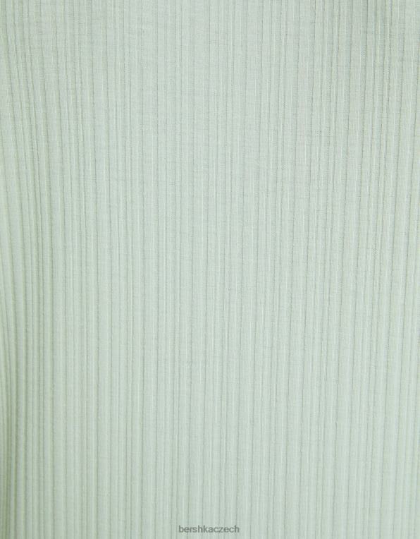 muži Bershka žebrované tričko s krátkým rukávem ve svalovém střihu P88442736 oblečení zelená