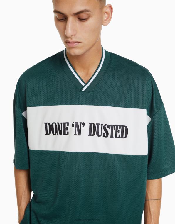 muži Bershka extra volné tričko s krátkým rukávem a potiskem ze síťoviny P88442628 oblečení zelená