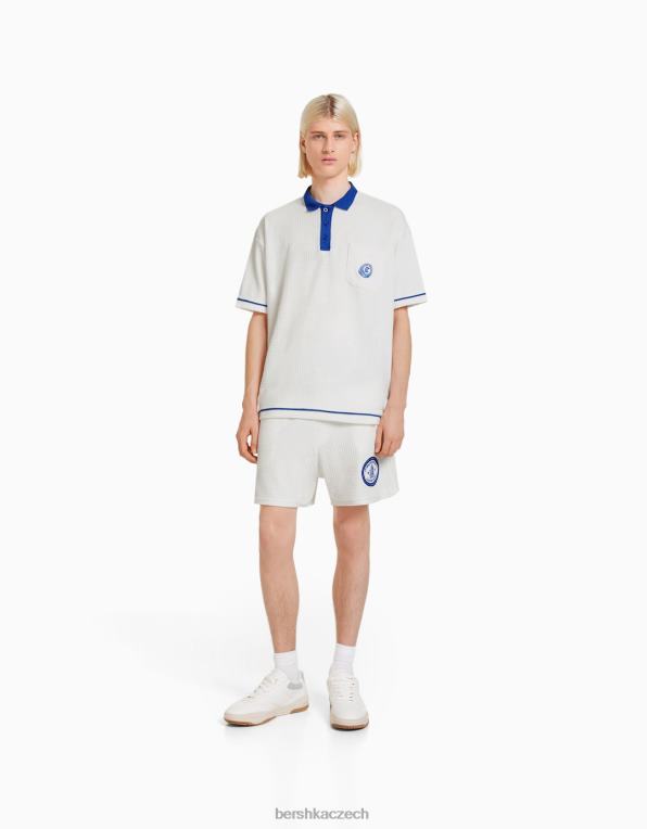 muži Bershka kontrastní polo tričko s krátkým rukávem P88442776 oblečení bílý