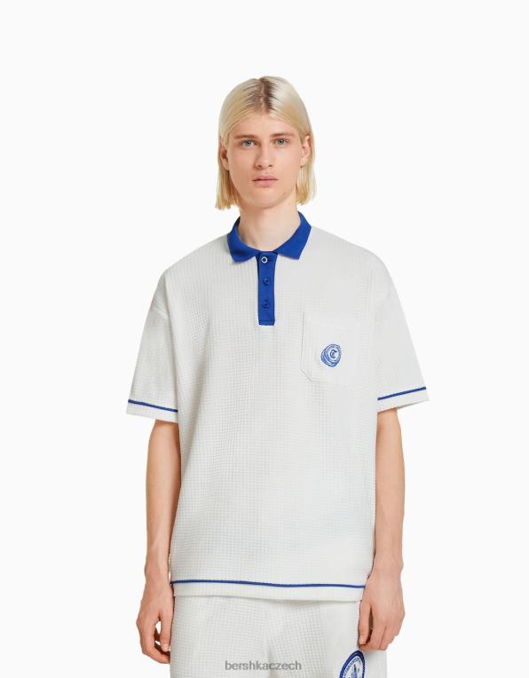 muži Bershka kontrastní polo tričko s krátkým rukávem P88442776 oblečení bílý