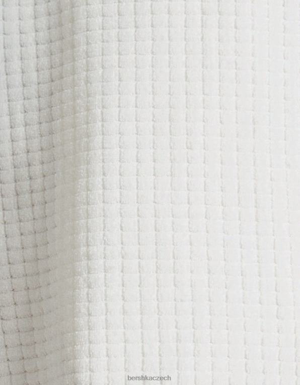 muži Bershka kontrastní polo tričko s krátkým rukávem P88442776 oblečení bílý