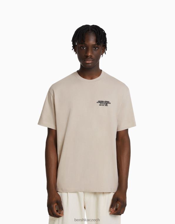 muži Bershka triko s krátkým rukávem v krabicovém střihu s potiskem P88442655 oblečení velbloud