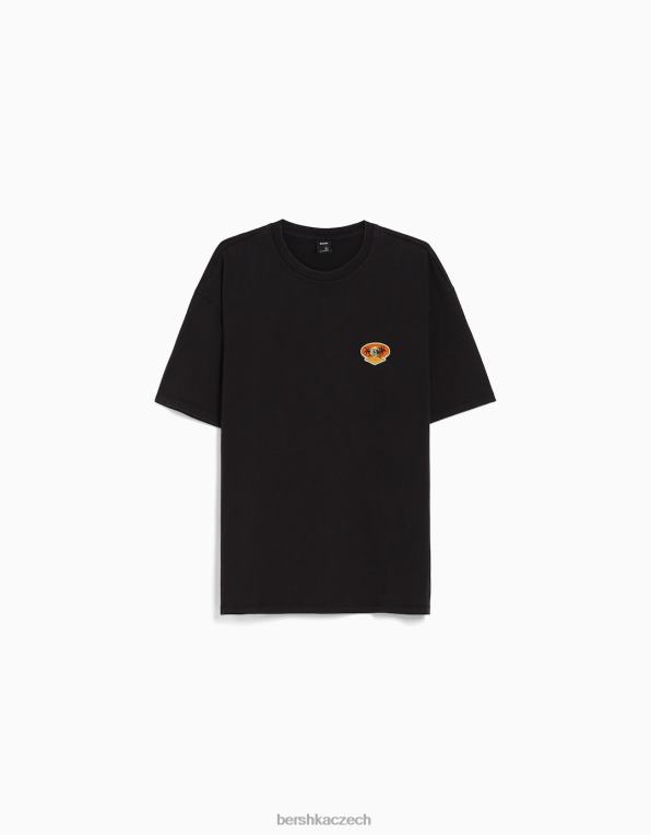 muži Bershka vybledlé potištěné tričko s krátkým rukávem v hranatém střihu s nášivkou P88442714 oblečení Černá