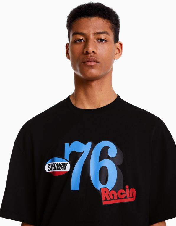 muži Bershka závodní tričko boxy fit s krátkým rukávem P88442658 oblečení Černá