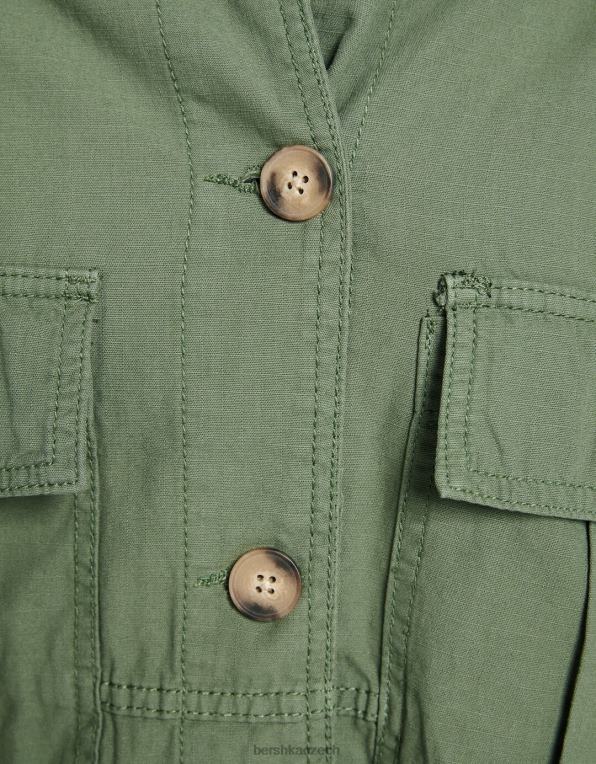 unisex Bershka bavlněná košile s dlouhým rukávem a kapsami P88444163 oblečení khaki