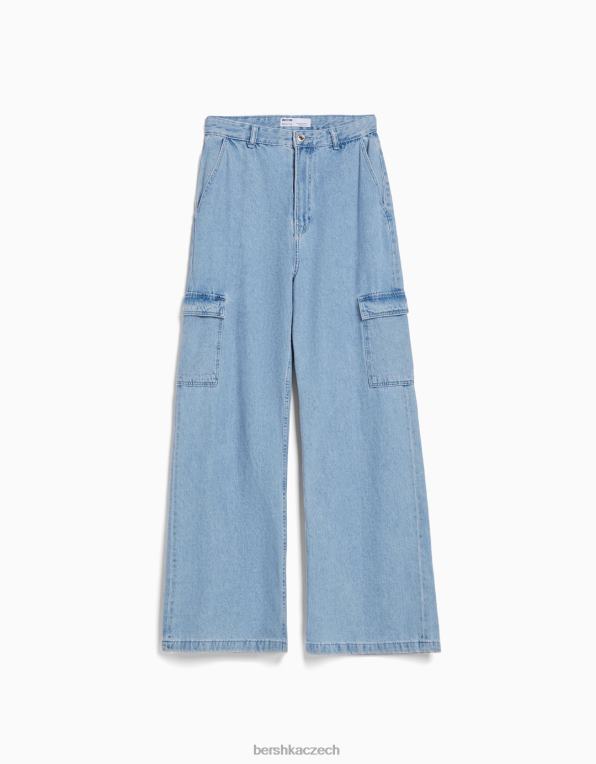 unisex Bershka cargo džíny se širokými nohavicemi P88443999 oblečení světle modrá