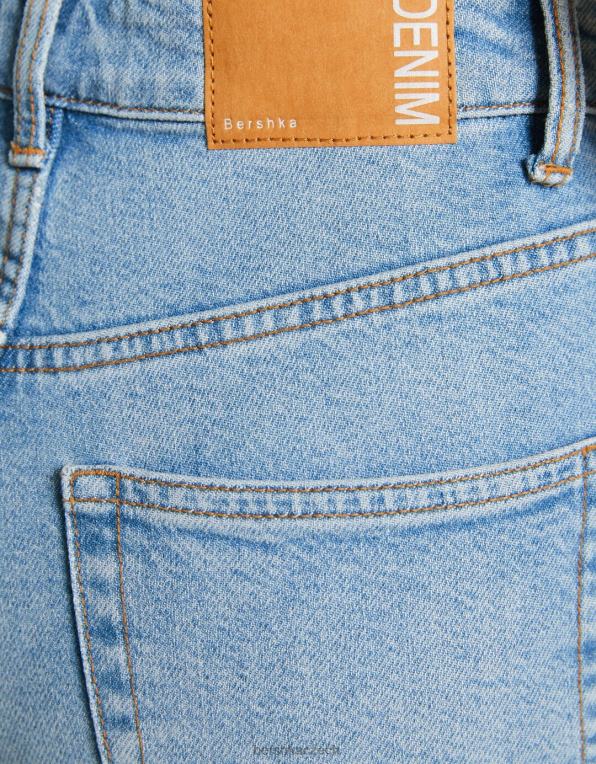 unisex Bershka džíny slim comfort fit mom P88443920 oblečení světle modrá