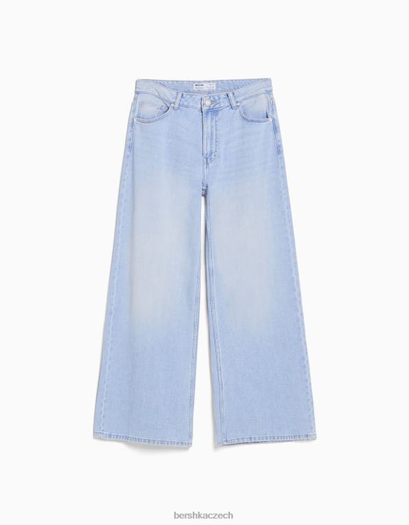 unisex Bershka široké džíny P88443982 oblečení světle modrá