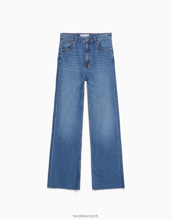 unisex Bershka komfortní džíny s bočním rozparkem P88443994 oblečení modrý