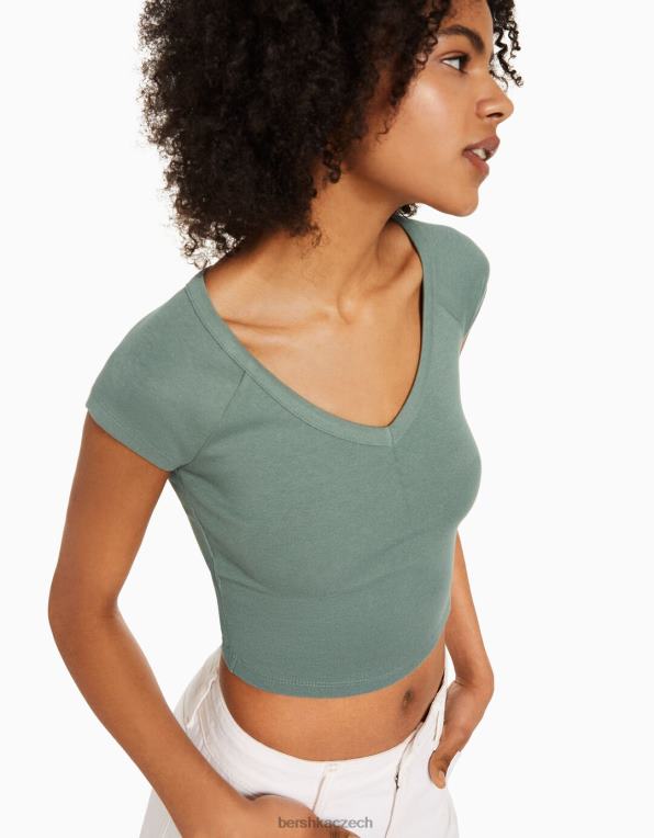 unisex Bershka vypasované tričko s krátkým raglánovým rukávem a výstřihem do V P88443814 oblečení khaki