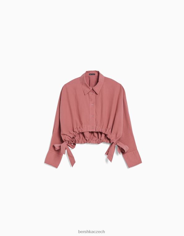 unisex Bershka zkrácená košile s dlouhým rukávem a detailem na ramínka P88443768 oblečení růžový