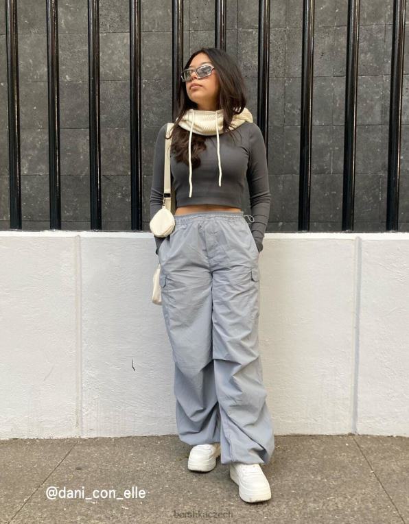 unisex Bershka jednobarevné tenisky na platformě P88444179 obuv bílý