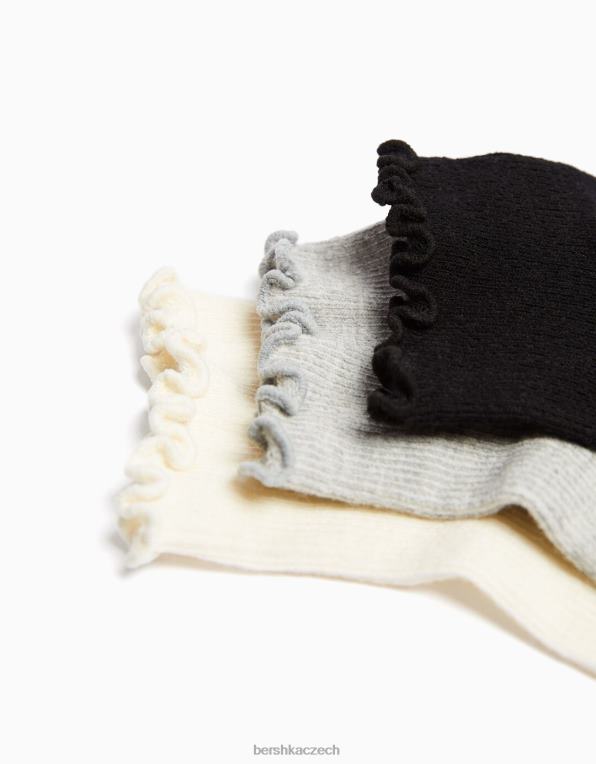 unisex Bershka sada 3 kotníkových ponožek P88444208 Příslušenství Černá