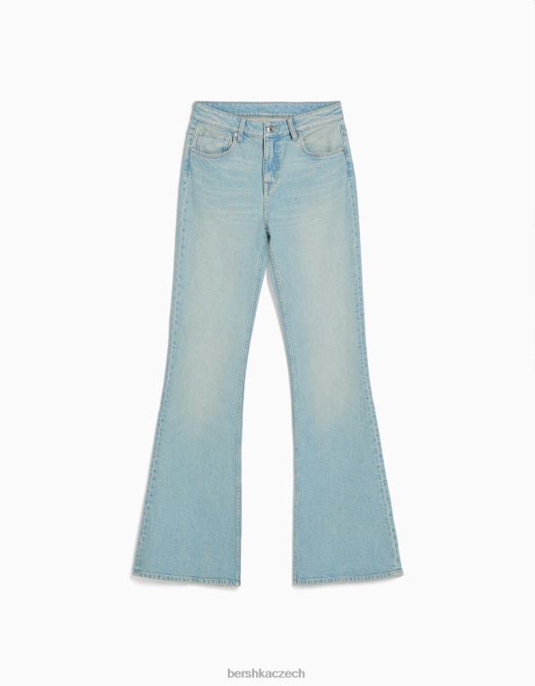 ženy Bershka džíny s nízkým střihem a kapsami P88441565 oblečení světle modrá
