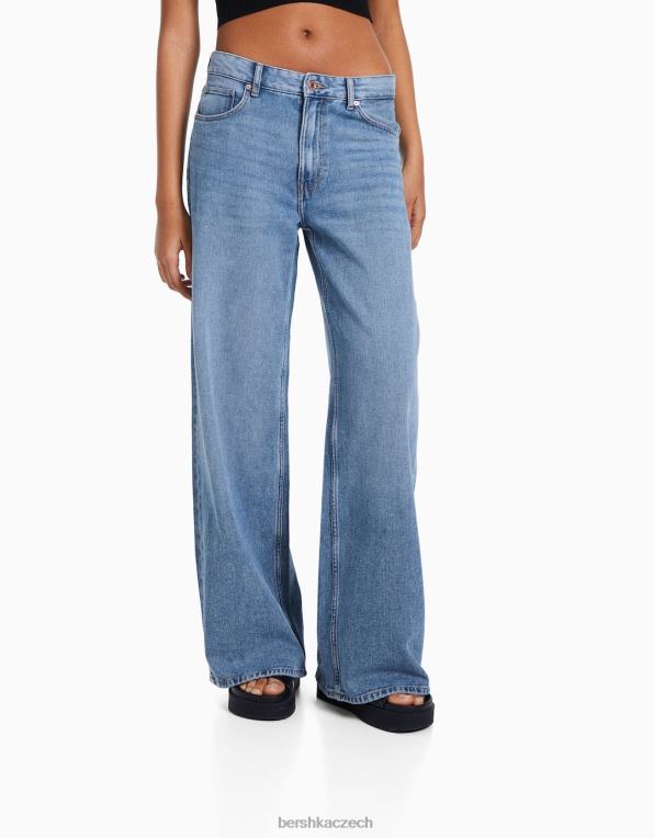 ženy Bershka široké džíny P88441504 oblečení světle modrá