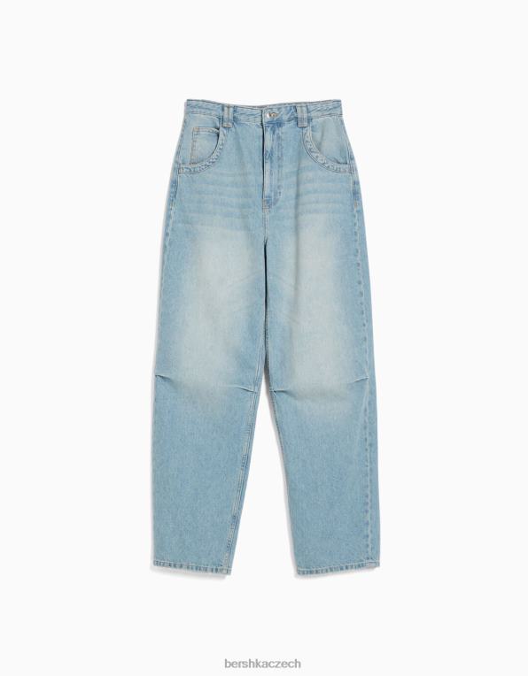 ženy Bershka široké džíny balónového střihu P88441953 oblečení světle modrá