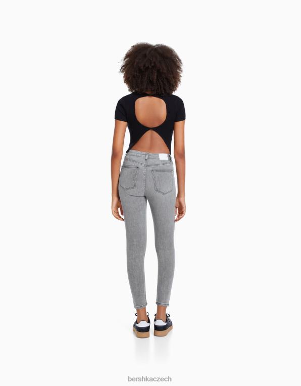 ženy Bershka super vysoké úzké džíny P88441557 oblečení Šedá