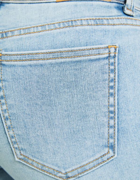 ženy Bershka vintage džíny úzkého střihu s nízkým střihem P88441597 oblečení světle modrá