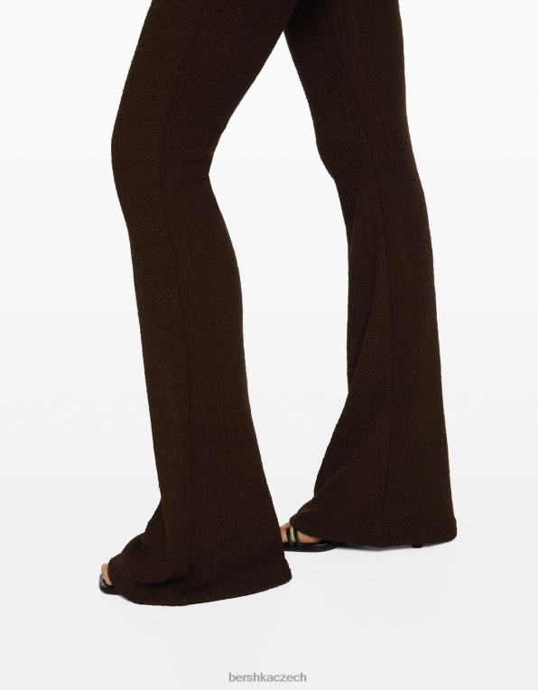 ženy Bershka texturované rozšířené kalhoty P88441444 oblečení hnědý
