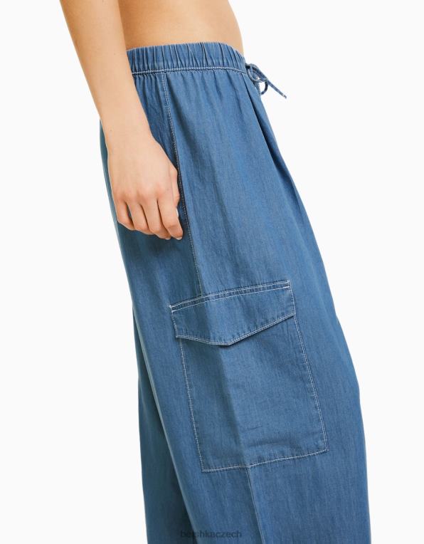 ženy Bershka cargo džíny širokého balonového střihu P88441314 oblečení modrý